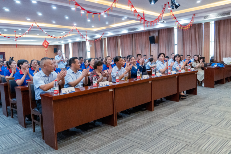 热烈庆祝建党101周年暨江昕科技首届职工代表大会